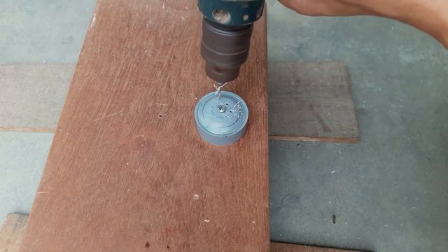 Как сделать шины для радиоуправляемых грузовиков из ПВХ.