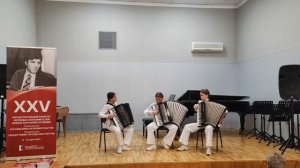 трио аккордеонистов Викторова Николь-Лалащарян Жмилия-Корниенко Мария
1000093686.mp4