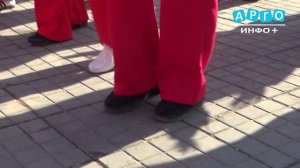 В парке имени В.И. Ленина был организован флешмоб, посвящённый присоединению Крыма к России