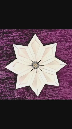 Как сделать цветы из бумаги