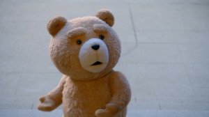 Ванна с медвежонком Тедди (Отрывок из 2 сезона сериала "Третий лишний")