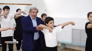 Ансамбль танца «Асса» и его создатель Али-Ага Хамдулаев вместе отмечают двойной юбилей