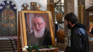 Поминальные литургии по всей России: Православные скорбят об усопшем патриархе всея Грузии Илие II