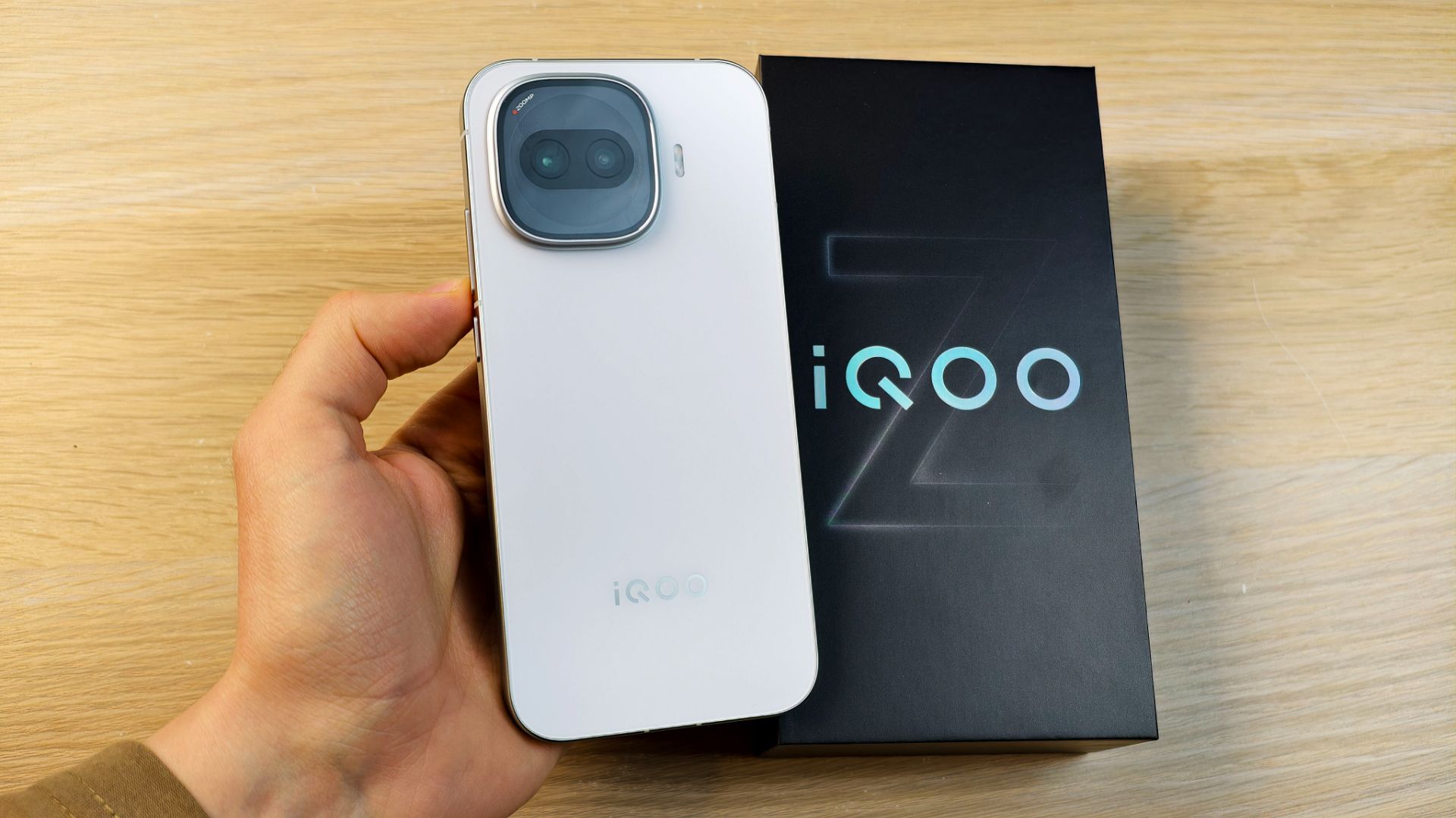 IQOO Z11 TURBO - НЕ ЛОПАТА И ОЧЕНЬ МОЩНЫЙ!