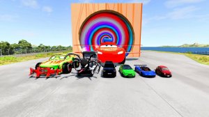 БОЛЬШОЙ И МАЛЕНЬКИЙ СОМОЛЁТ МОЛНИЯ МАККУИН