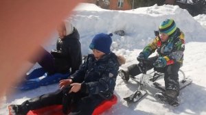 ❄️ Снежный драйв: ледянки и снегокаты на полной скорости ❄️