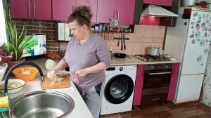 разбираем мясо варим щи