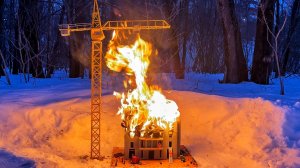 Горит кран! Пожар на стройке