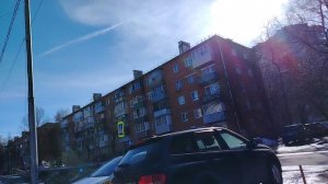 Где то еще на улице снег, воскресенье, прохладный день.