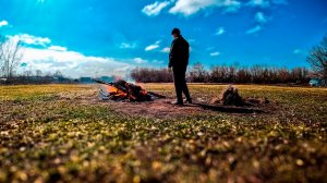 Деревенские хлопоты Жгу мусор на участке