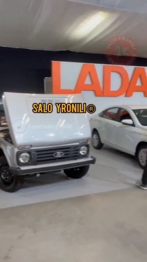 Рагулин ущемился, побачив российские машины в столице Словакии)🤣
