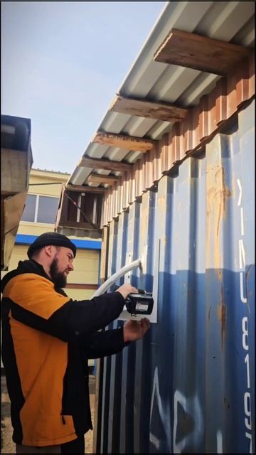 установка б/у кондиционера в бытовке #монтаж #сплитсистемы #нск