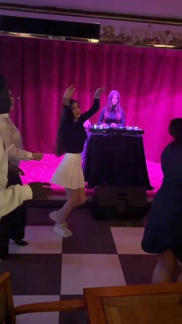 Club Hotel Sera. BAKUS BAR