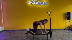 10. Силовая на ягодицы (произвольный трек)