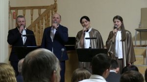 "Тебя хочу хвалить я пеньем"