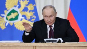 Путин потребовал жестче контролировать бюджет и не щадить коррупционеров