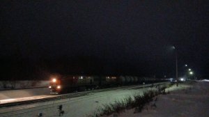 "Слушать звук!" 2ТЭ10Ук-0265 с наливным грузовым поездом заходит на ст. Микунь в тяге!