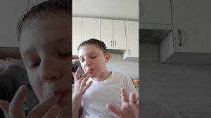 Ем хинкали 2 часть