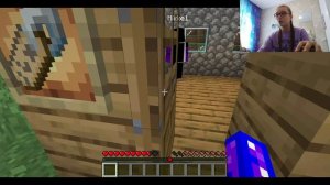 Играем в Майнкрафт. Рум тур моего сервака. У меня крашнулся майн?