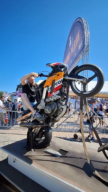 ЭКСТРЕМАЛЬНЫЕ РАЗВЛЕЧЕНИЯ на мото фестивале Балтик Ралли в Выборге