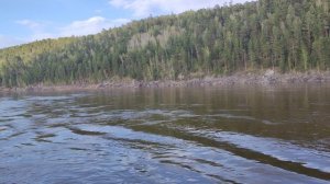 река Енисей, май