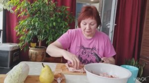 Сделала салат без майонеза с грушей