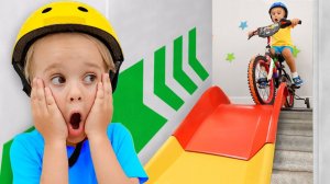 Крис и его друзья. Безопасность и совместное использование лестницы-горки