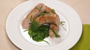 Колбаса на сковороде