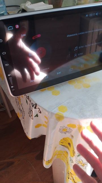 Есть нюанс при установке 1 din Андройд магнитолы с большим съемным экраном