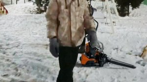 Неадекват пытается убить нас с бензопилой! Что было дальше?