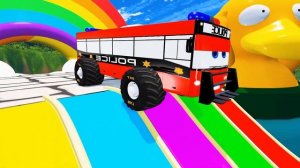 Супергерои на мотоцикле едут над морем по мосту Супермена и Человека-паука в GTA 5