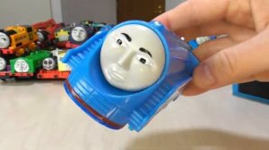 Детям! Паровозик Томас , коллекция!