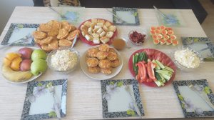 Стол на юбилей мужа, готовлю много закусок и шашлык