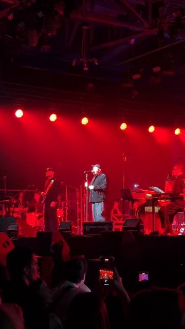 Спасибо всей прекрасной команде LAB Антона Беляева за чудесный вчерашний концерт в Нижнем Новгороде!