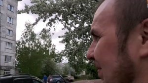 Мама выкинула телефон из окна