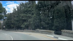 Ялта. С Нижнего Таксопарка по ул.Коммунаров, мимо Колоннады до ул.Володарского. 26.02.26. Крым. Crim