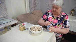 Моя мама так вкусно готовит! Витаминный салат с выпечкой на каждый день Вкусно кушаю