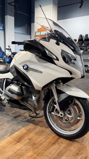 2015 BMW R1200RT Alpine White 40K (VIN WB10*5141)