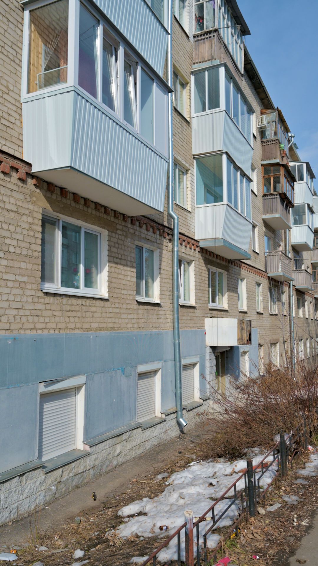 Коммерческое помещение в г. Каменск-Уральский, ул. Лечебная