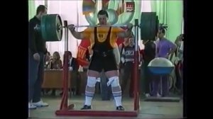 1992 г. СНГ приседают: А. Мустриков и В. Щедрин