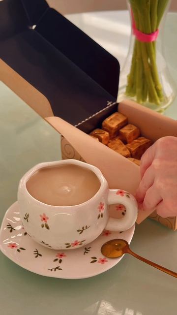 За окном — капель.