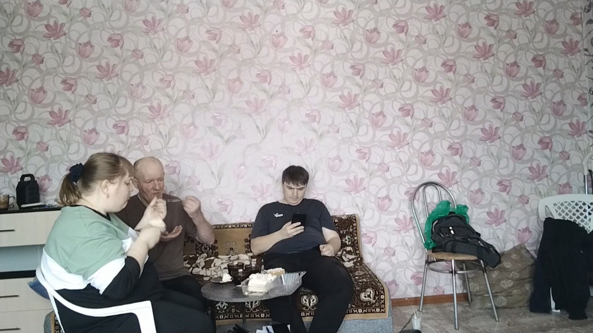 ПРОСТАЯ ЖИЗНЬ 45// В ГОСТЯХ У ПАПЫ// ПЬЕМ ЧАЙ //ЖИЗНЬ РЕАЛЬНЫХ ЛЮДЕЙ