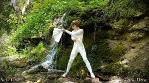 Природа и Танец у настоящего водопада. "Белый цвет". Отрывок