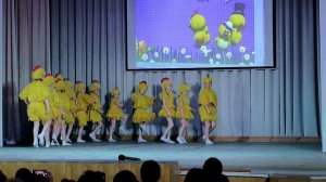 Танец "Из жизни одной цыплячьей семьи".