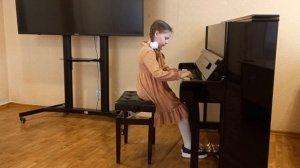 1000003638.mp4 Л. Лукомский. Полька