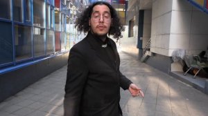 По басне Крылова "Ворона и лисица"