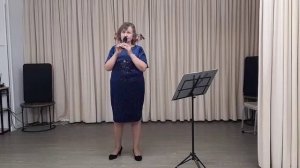 У окна - Вера Грюнберг-Иванникова