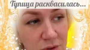 Если бы не было прислуги, барыня не ходила бы с камерой в руках