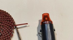 МК ДЛЯ НОВИЧКОВ
ПЛЕТЕМ поднос в корневой технике ротангом.