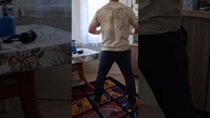 Джун Гун под случайную музыку